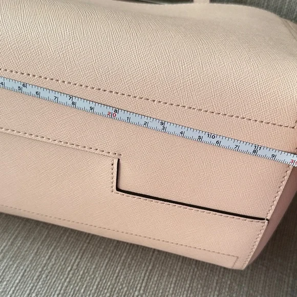 Tory Burch Robinson small Tote in pale apricot - Picture 14 of 14